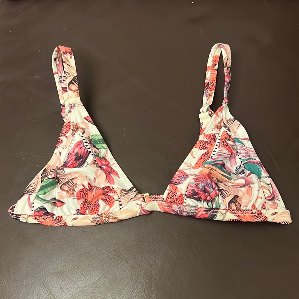 Beach Riot Bikini Top